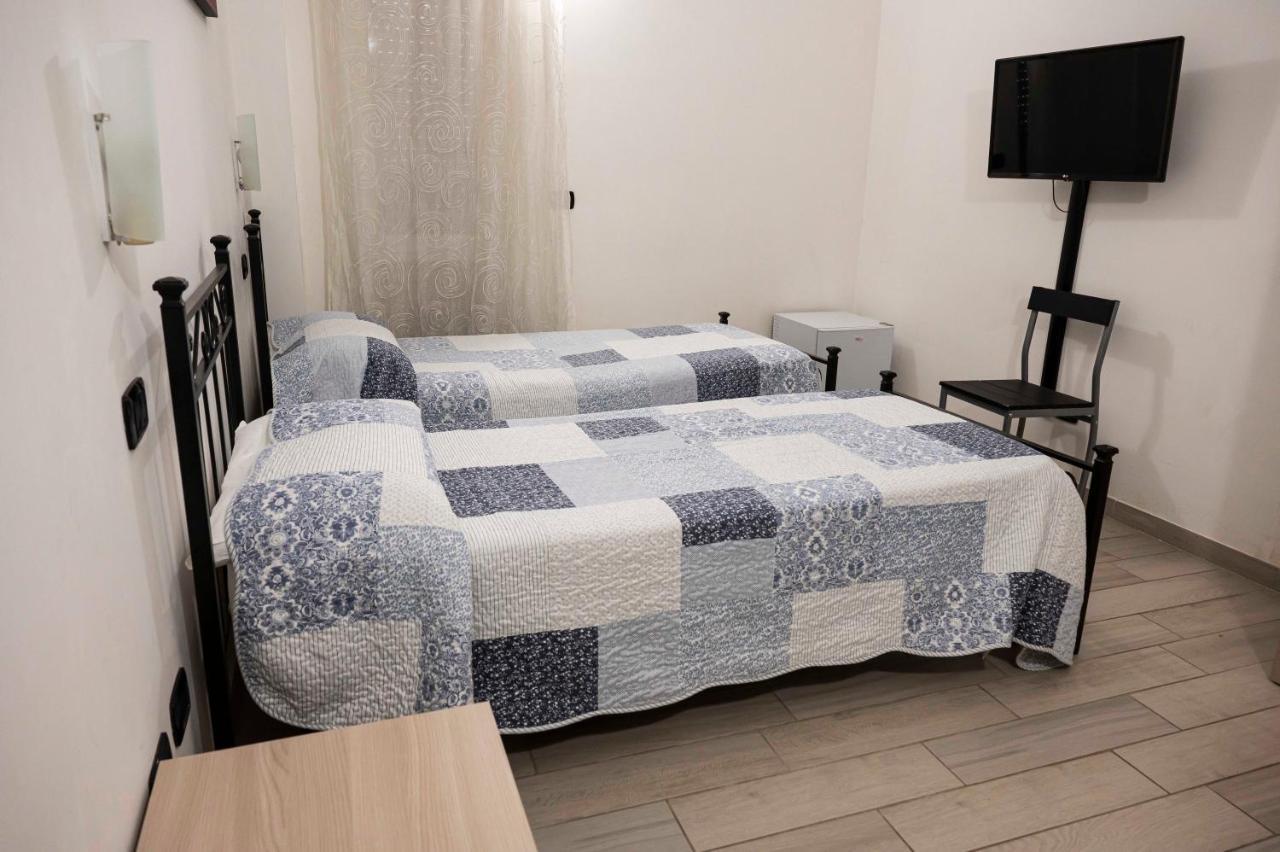 Il Giardino Dell'Eden Bed & Breakfast Acilia Exterior photo