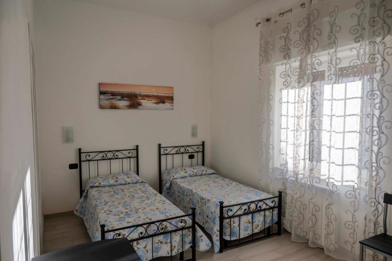 Il Giardino Dell'Eden Bed & Breakfast Acilia Exterior photo